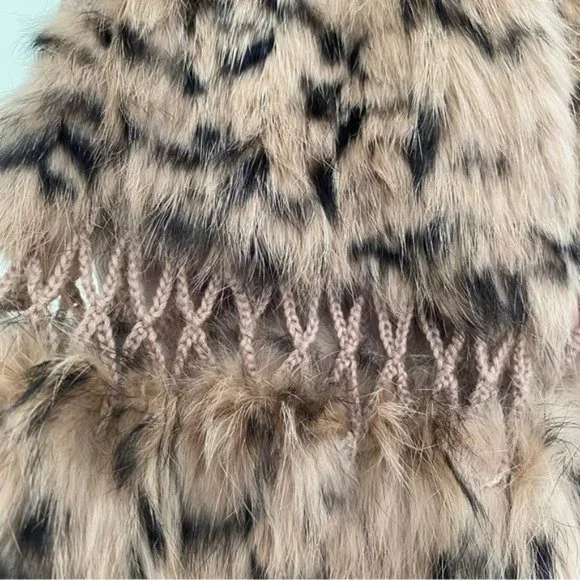 BCBGMAXAZRIA Animal print Genuine Fur Crochet panel Vest in Tan Sz M LIKE NEW - Picture 6 of 11
